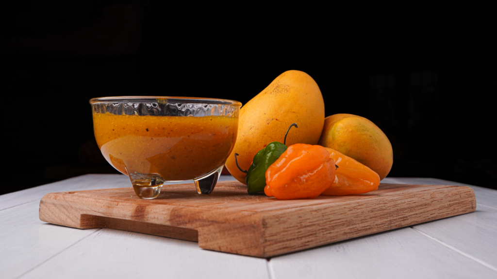 Salsa de Mango con Habanero