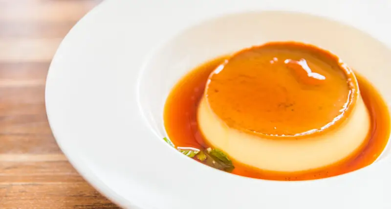 Flan de cajeta 